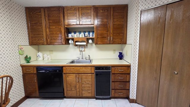 200 Burkhall St 102, Weymouth, MA 02190