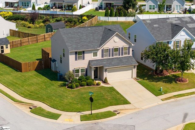 901 Deephallow Place, Greer, SC 29651