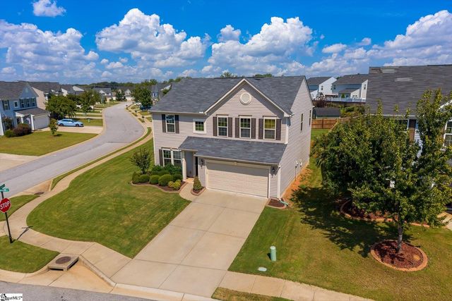 901 Deephallow Place, Greer, SC 29651