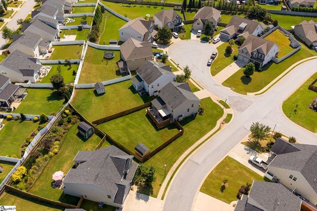 901 Deephallow Place, Greer, SC 29651