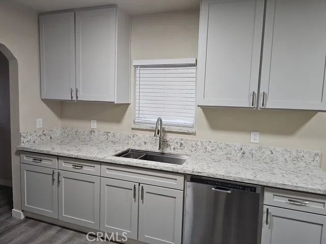 8900 S 10th, Inglewood, CA 90305