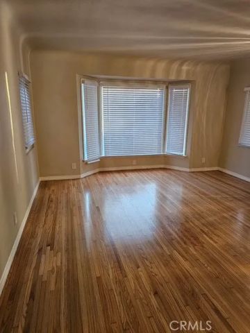 8900 S 10th, Inglewood, CA 90305
