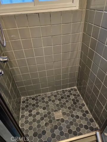 8900 S 10th, Inglewood, CA 90305