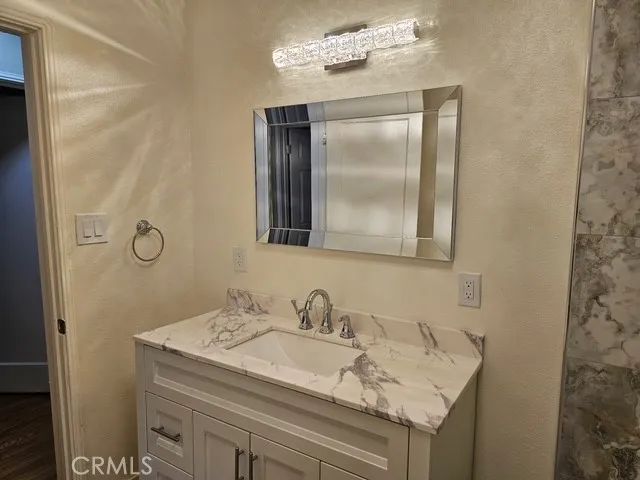 8900 S 10th, Inglewood, CA 90305