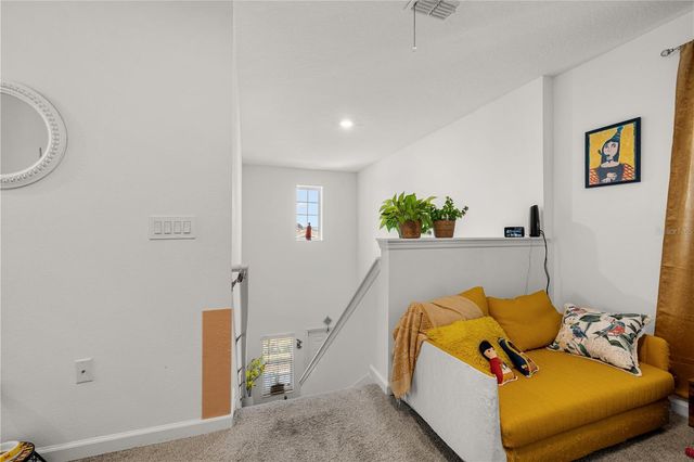 6824 PERCH HAMMOCK LOOP, Groveland, FL 34736