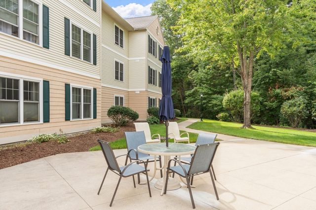 135 Beach Road B207, Salisbury, MA 01952