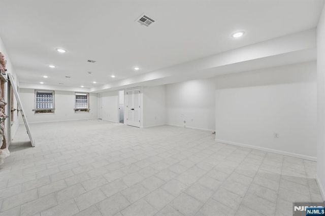 26 Parkhurst Street, Newark, NJ 07114