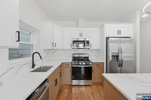 26 Parkhurst Street, Newark, NJ 07114