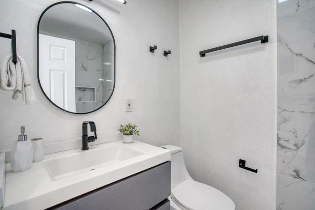 489 Hassinger Road, San Jose, CA 95111