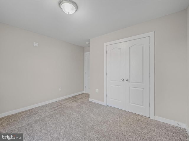 2298 NADENBOUSCH LN, Martinsburg, WV 25405