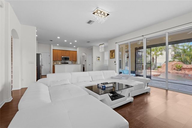 1729 PINYON PINE DR, Sarasota, FL 34240