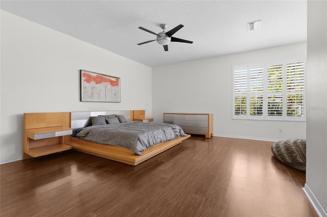 1729 PINYON PINE DR, Sarasota, FL 34240