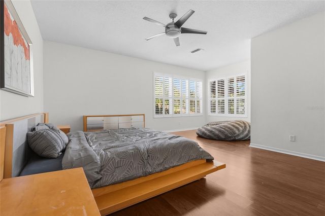 1729 PINYON PINE DR, Sarasota, FL 34240