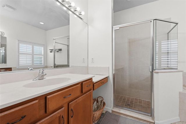 1729 PINYON PINE DR, Sarasota, FL 34240