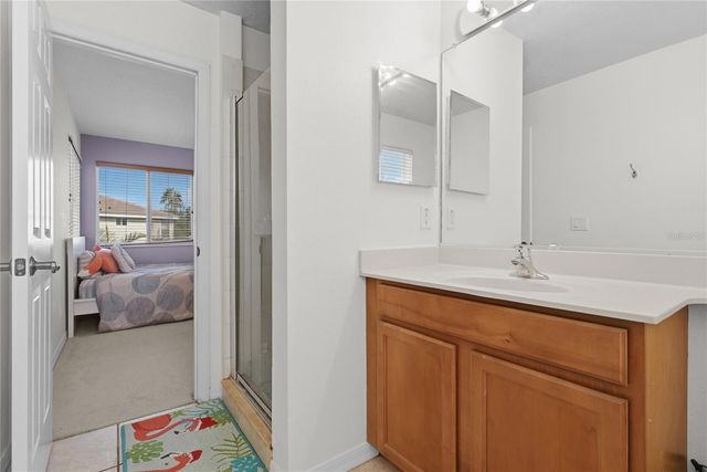 1729 PINYON PINE DR, Sarasota, FL 34240