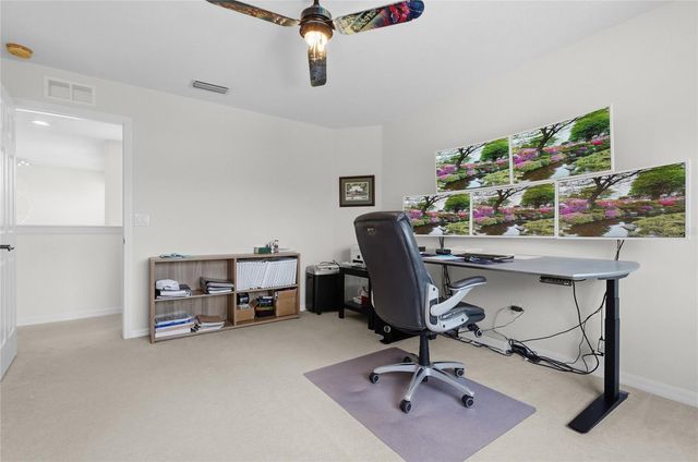 1729 PINYON PINE DR, Sarasota, FL 34240