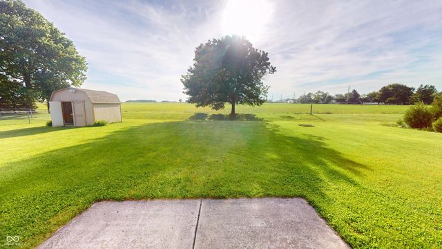 1096 Bumblebee Way, Greenfield, IN 46140