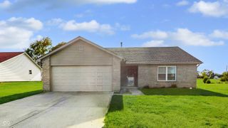 1096 Bumblebee Way, Greenfield, IN 46140