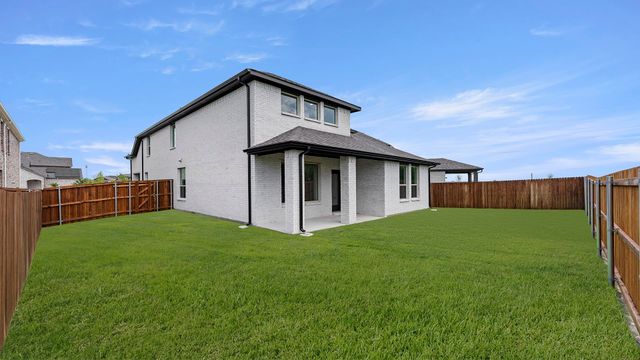 493 Silent Pond Park, Lavon, TX 75166