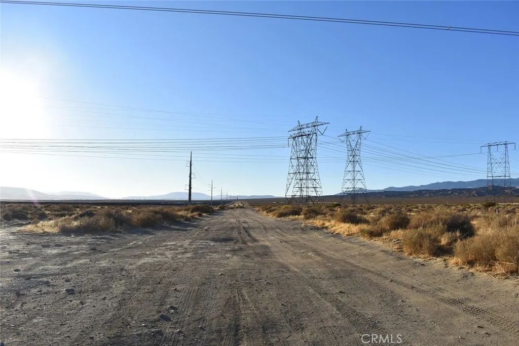 19300 Astoria, Rosamond, CA 93560