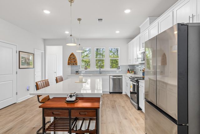 5206 New Palm Court, Summerville, SC 29485