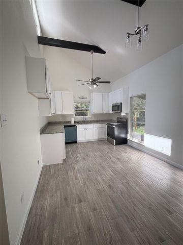 18746 Mink Lake Drive, Magnolia, TX 77355