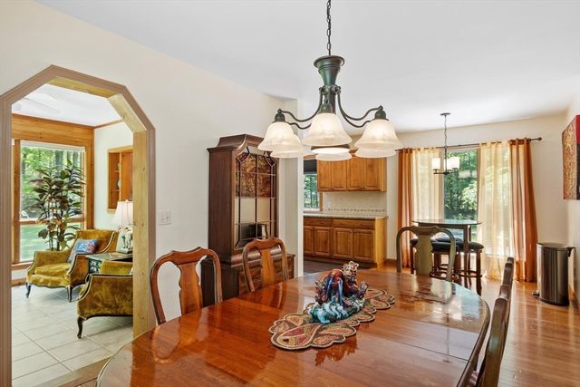 154 Maxwell Road, Monson, MA 01057