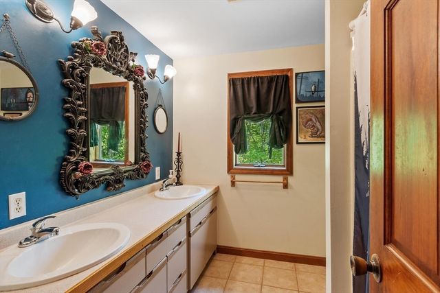 154 Maxwell Road, Monson, MA 01057