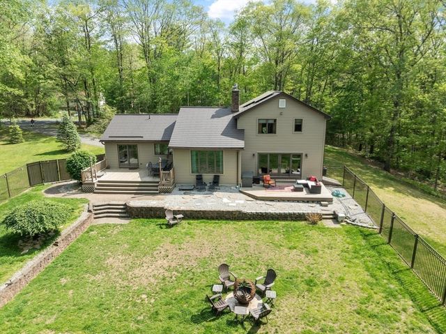 154 Maxwell Road, Monson, MA 01057