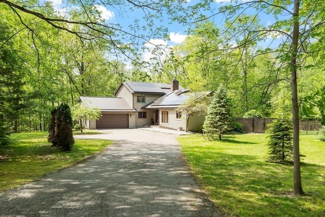154 Maxwell Road, Monson, MA 01057