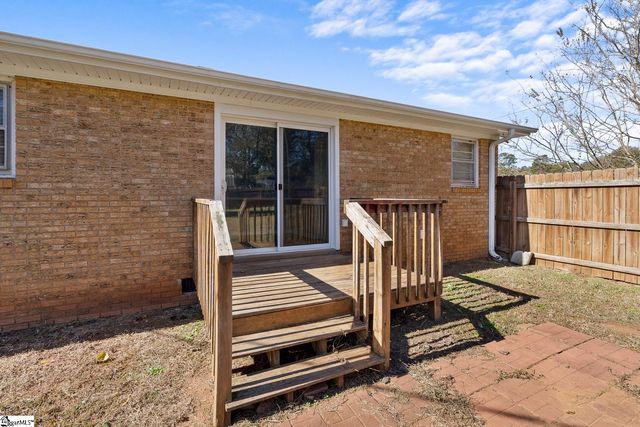 105 Meadowbrook Drive, Anderson, SC 29626