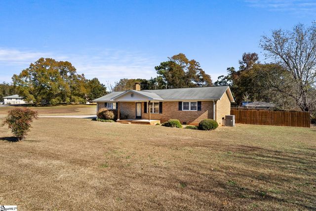 105 Meadowbrook Drive, Anderson, SC 29626