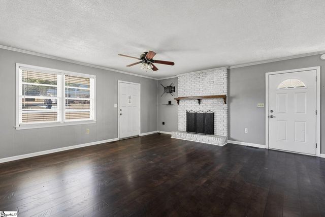 105 Meadowbrook Drive, Anderson, SC 29626