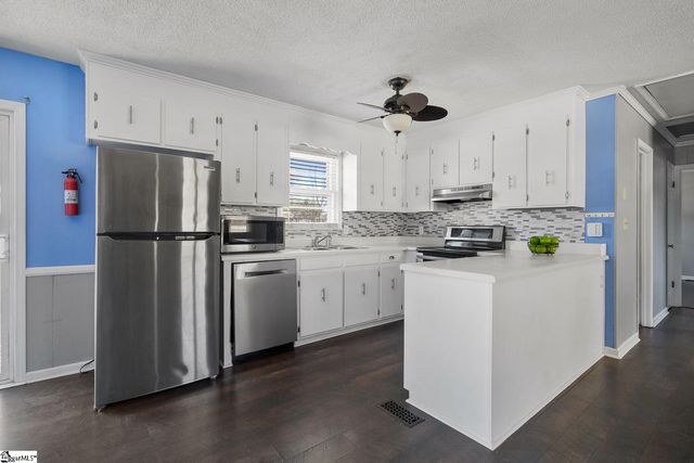 105 Meadowbrook Drive, Anderson, SC 29626