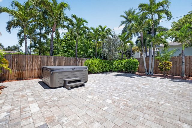 1170 SW 21ST Street, Boca Raton, FL 33486
