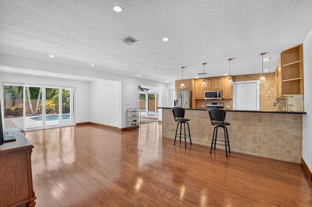 1170 SW 21ST Street, Boca Raton, FL 33486