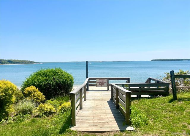 610 Eastwood Drive, Cutchogue, NY 11935