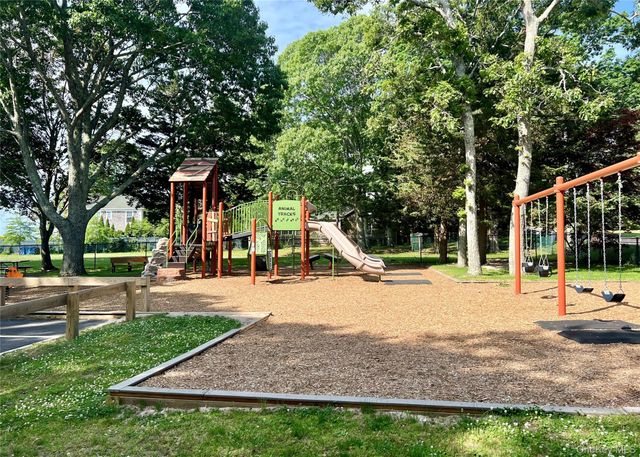 610 Eastwood Drive, Cutchogue, NY 11935