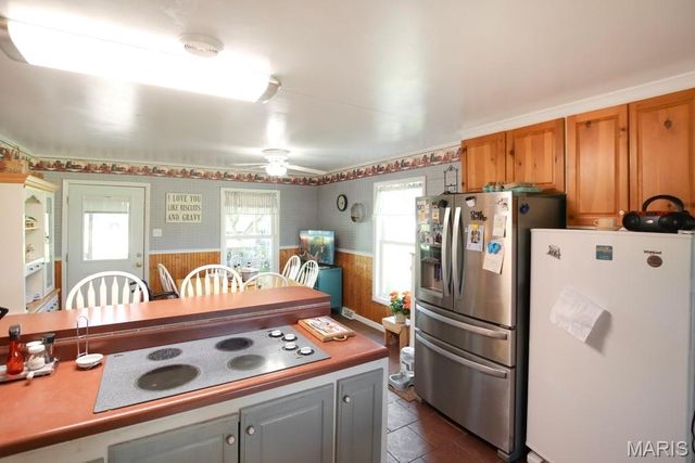 385 Woods Farm Road, Sullivan, MO 63080