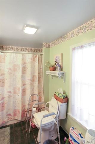 385 Woods Farm Road, Sullivan, MO 63080
