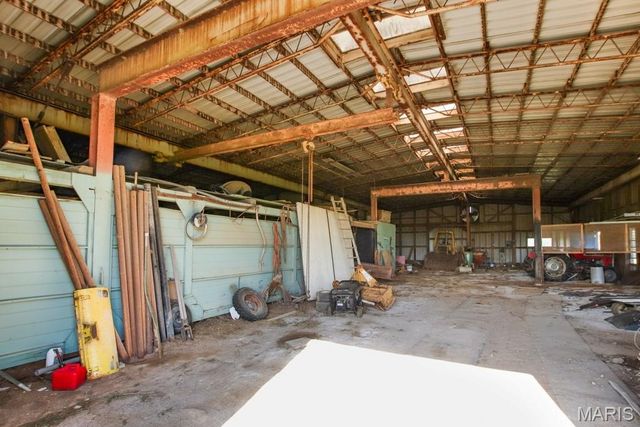 385 Woods Farm Road, Sullivan, MO 63080