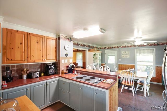 385 Woods Farm Road, Sullivan, MO 63080