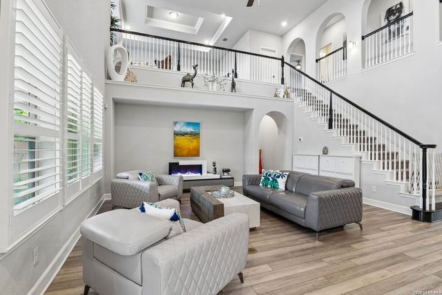 211 LUCCHESE ST, San Antonio, TX 78253