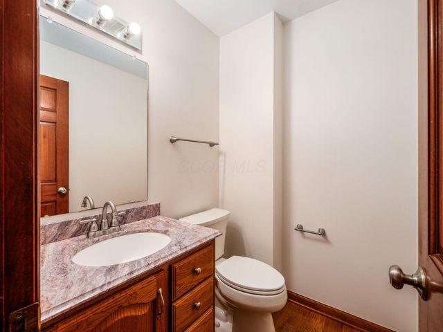 7668 Brandbury Place, Dublin, OH 43017