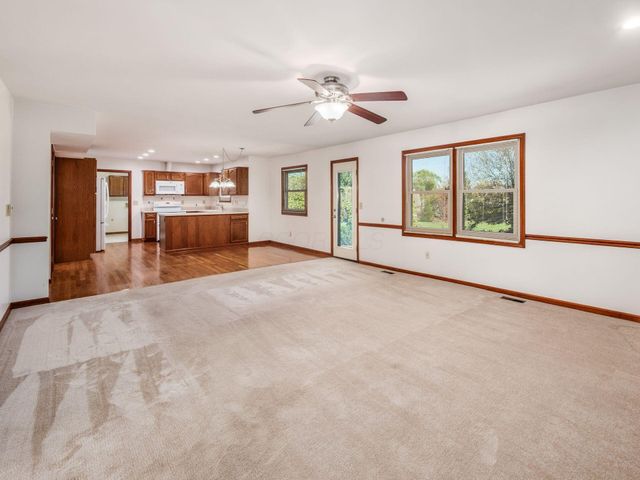 7668 Brandbury Place, Dublin, OH 43017