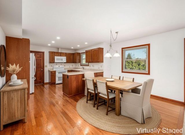 7668 Brandbury Place, Dublin, OH 43017