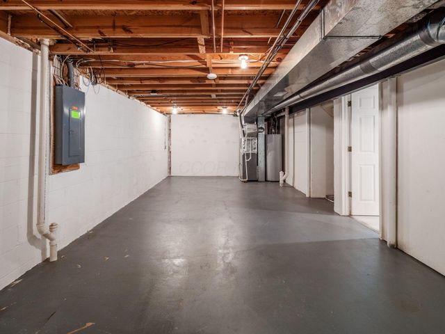 7668 Brandbury Place, Dublin, OH 43017