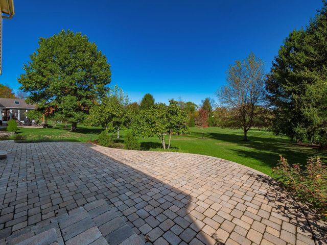 7668 Brandbury Place, Dublin, OH 43017