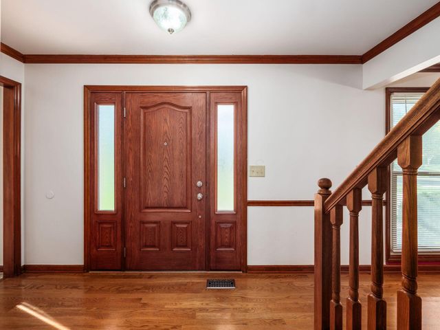 7668 Brandbury Place, Dublin, OH 43017