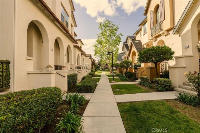 2019 Arnold Way, Fullerton, CA 92833